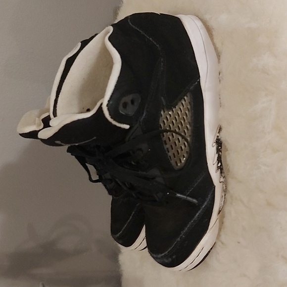 JORDAN 5 RETRO OREO - Picture 3 of 7